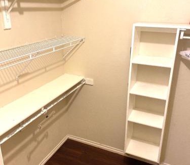 Far North Dallas House | Homestayyy