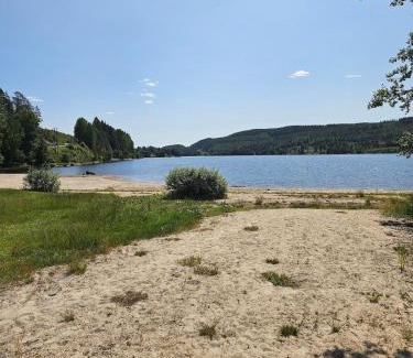Eidsberg Municipality House | Homestead Holandriver,Lake Skulerud