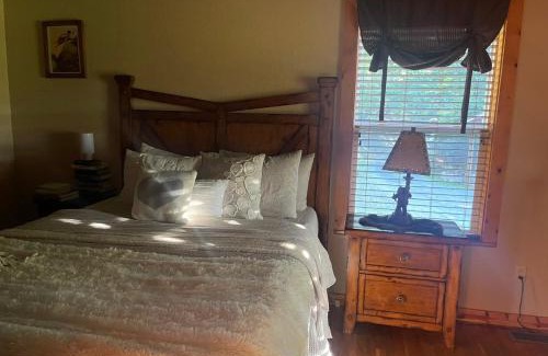 Newport House | Homestead Retreat