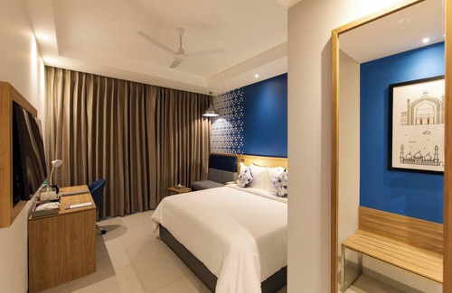 Alambagh Hotel | Hometel Alambagh Lucknow