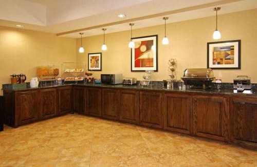 Bridgeport Hotel | Hometown Executive Suites