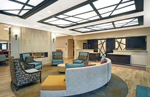 Gateway Hotel | Homewood Suites by Hilton Denver International Airport