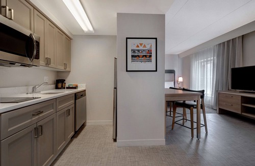 Lansdale Hotel | Homewood Suites by Hilton Lansdale
