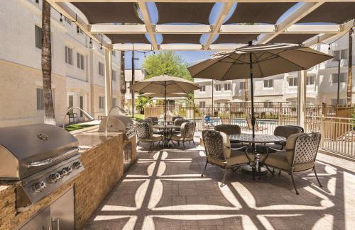 Tucson Hotel | Homewood Suites Tucson St. Philip's Plaza University
