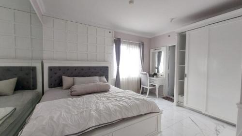 Bandung Apartment | Homey Cozy 3 Bedrooms Apt By Barokah