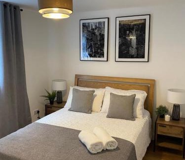 Stevenage House | Homey Lodge Stevenage