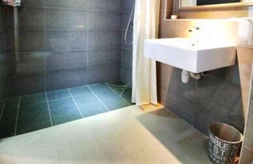 Kampung Peramu Hulu Apartment | Homezz Imperium Residence Kuantan Studio Seaview