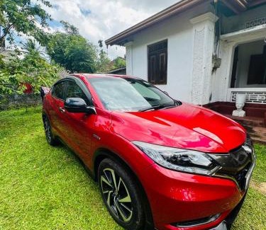 Matugama Boat Rental | Honda Vezel RS