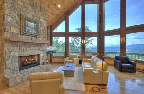 Morganton Villa | Honey Hill Gorgeous long-range mountain views