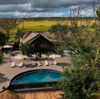 Mookgopong Cabin | Honeyguide Conservation Lodge