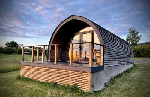 Barrow upon Trent House | Hood Lane Farm - The Pod - Luxury Glamping Holiday Lodge
