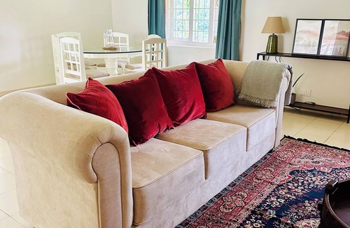 Thalayathimund Bed & Breakfast | Hoopoe House