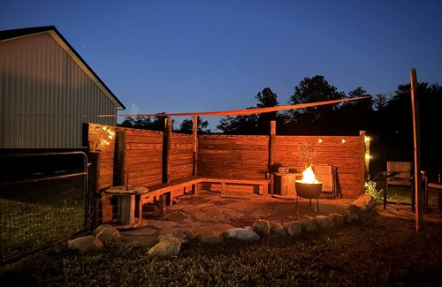 Mechanicsburg Apartment | HootinNanny Hideaway - a farm stay