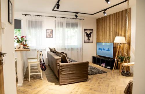 Goleniow Apartment | Hop & Lulu Park Studio