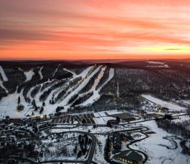 Blodgett Mills Resort | Hope Lake Lodge & Indoor Waterpark