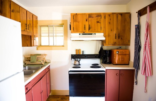 Sperryville Bed & Breakfast | Hopkins Ordinary Bed Breakfast and Ale Works