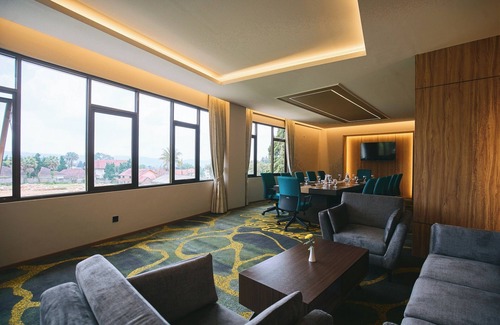Cipanas Hotel | Horison Resort Tulip Puncak
