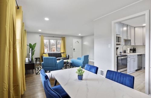 Homewood House | Horizon - 4BR’s, 2BA Game Room & Gym