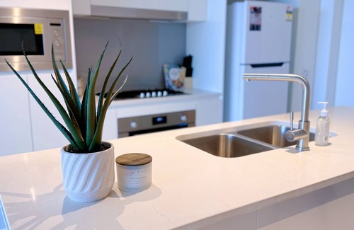 Brisbane Central Business District Apartment | Horizon Haven with Panorama view with Free parking