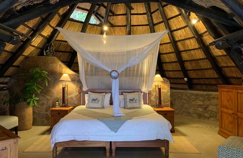 Kariba Cabin | Hornbill Lodge