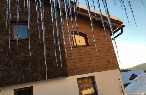 Donovaly Ski Chalet | Horská Chata Ostružiny
