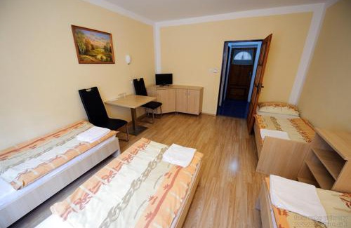 Svaty Jur Hotel | Horský hotel Eva