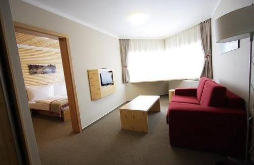 Vysoke Tatry Hotel | Horsky Hotel Sliezsky Dom