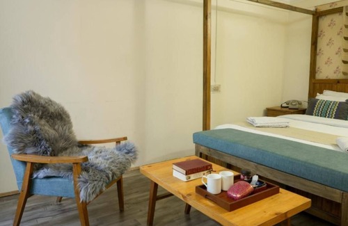 Leh Bed & Breakfast | Horzay stays - Double Room with Mountain View - 7