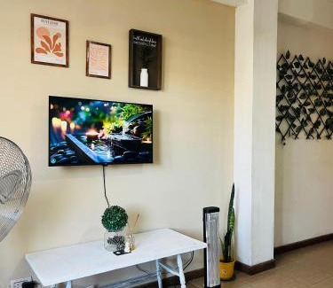 Tristan Suarez Apartment | HOSPEDAJE " Doña Ana" a 15 minutos del Aeropuerto Internacional de Ezeiza con Parking Gratis