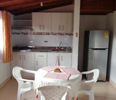 Iza House | Hospedaje El Mirador