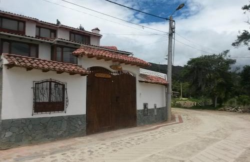 Iza House | Hospedaje El Mirador