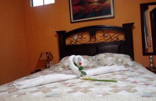 Panajachel Hotel | Hospedaje El Viajero
