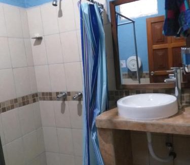 Panajachel Hotel | Hospedaje El Viajero