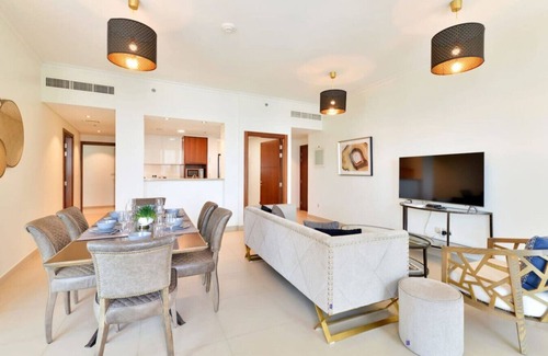 Downtown Dubai Apartment | Hospitality Expert BV3102: D Mall, Burj K & Views