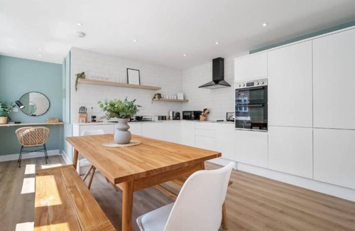 Sefton Park Apartment | Host & Stay | Lark Lane Hideaway