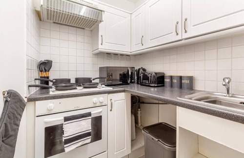 Worcester Apartment | Host & Stay | New Street Room