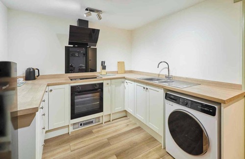 Egton Apartment | Host & Stay | St Mary's Riverside