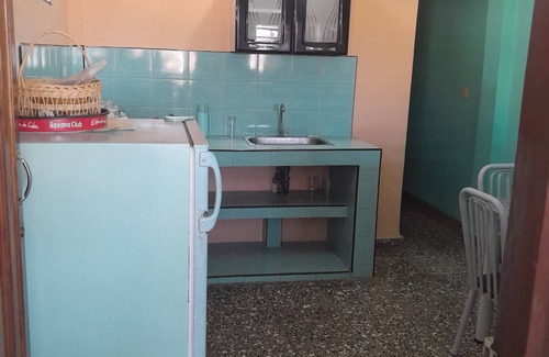 Tivoli House | Hostal Bellamar