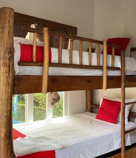 Rio Dulce House | Hostal Blood Moon