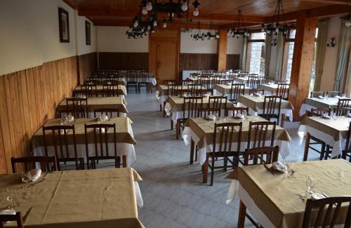 Castellar de N'hug Hotel | Hostal La Neu