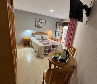 Chisagues House | Hostal Marboré