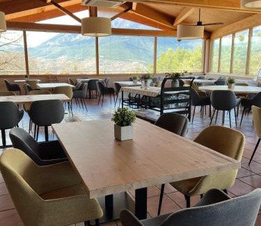 Saldes House | Hostal Pedraforca