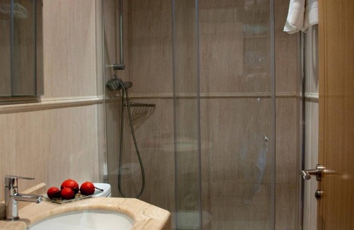 Carino Bed & Breakfast | Hostal Restaurante La Cepa