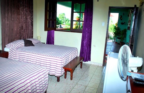 Casilda House | Hostal Restaurante La Rosa Casilda