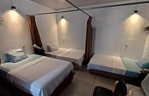 La Union House | Hostal Santa Marta