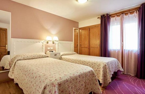 Chisagues House | Hostal Vidaller