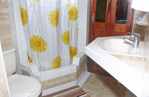 Holguin House | Hostal Villa Selva - Holguin