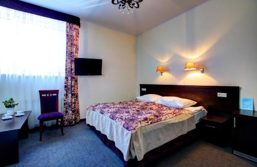 Zielonka Bed & Breakfast | Hostel Evotel