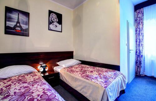 Zielonka Bed & Breakfast | Hostel Evotel