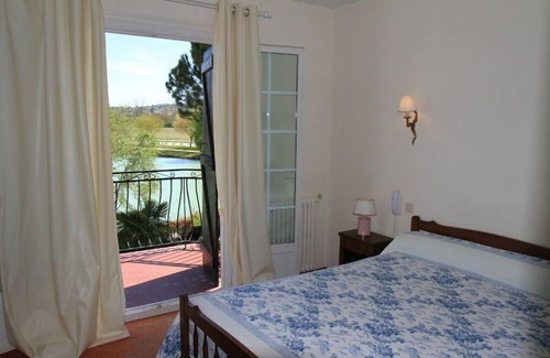 L'Isle-Jourdain Hotel | Hostellerie du Lac